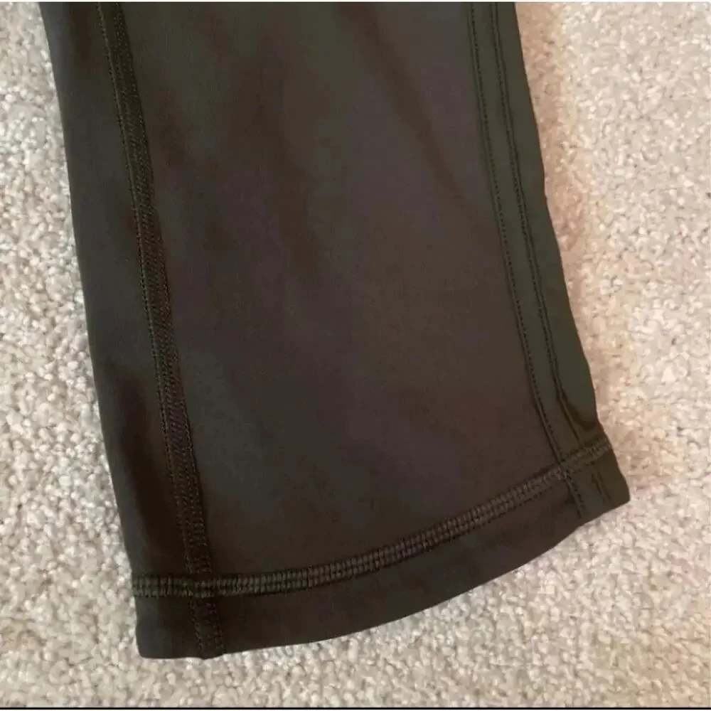 Lululemon Squad Goals Crop Dark Olive Legging Women Size 4